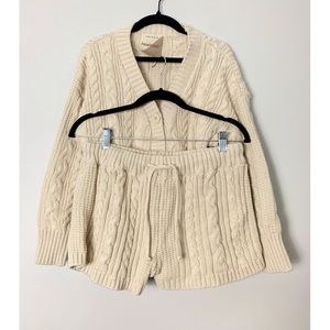 Forever 21 x PANTONE Cream Knit Lounge Set M